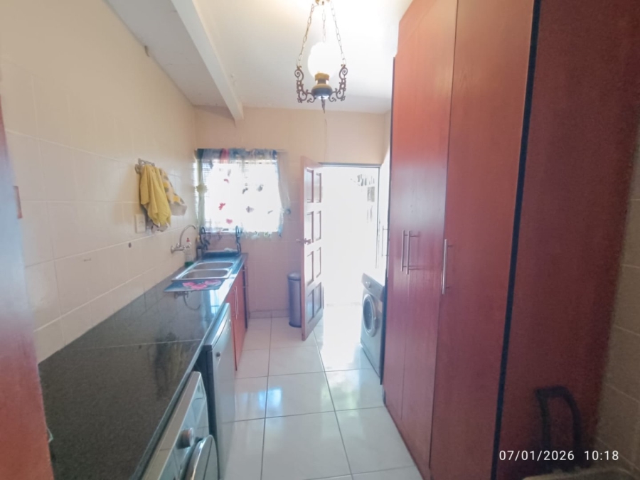 5 Bedroom Property for Sale in Wilkeville North West